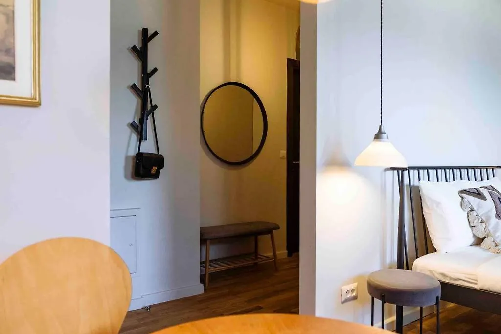 Vivando - Stylish Studio C + Parking Apartment Bucharest Romania