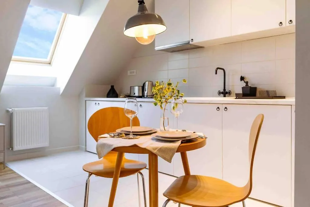 Vivando - Stylish Studio C + Parking Apartment Bucharest Romania