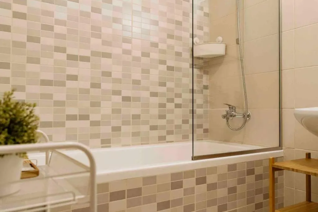 Vivando - Stylish Studio C + Parking Apartment Bucharest Romania