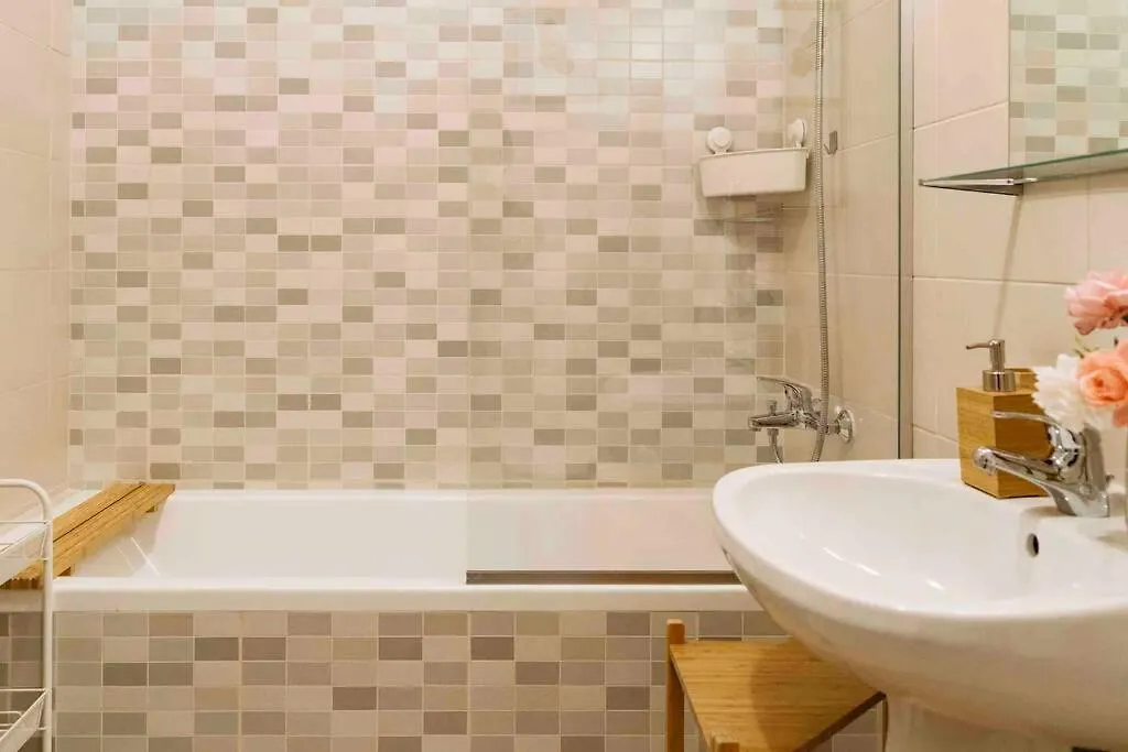 Vivando - Stylish Studio C + Parking Apartment Bucharest