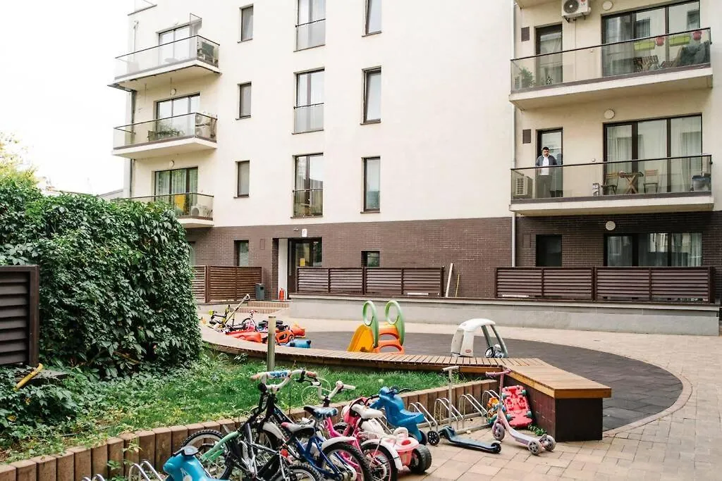 Vivando - Stylish Studio C + Parking Apartment Bucharest