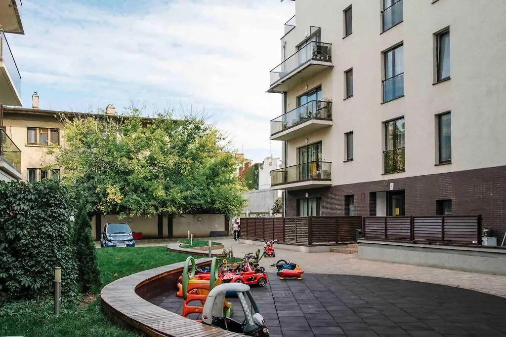 Vivando - Stylish Studio C + Parking Apartment Bucharest Romania